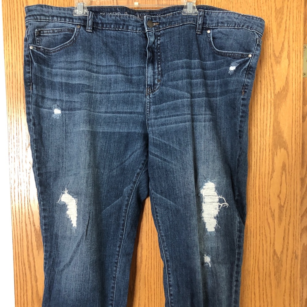 Jennifer Lopez plus sizes blue jeans